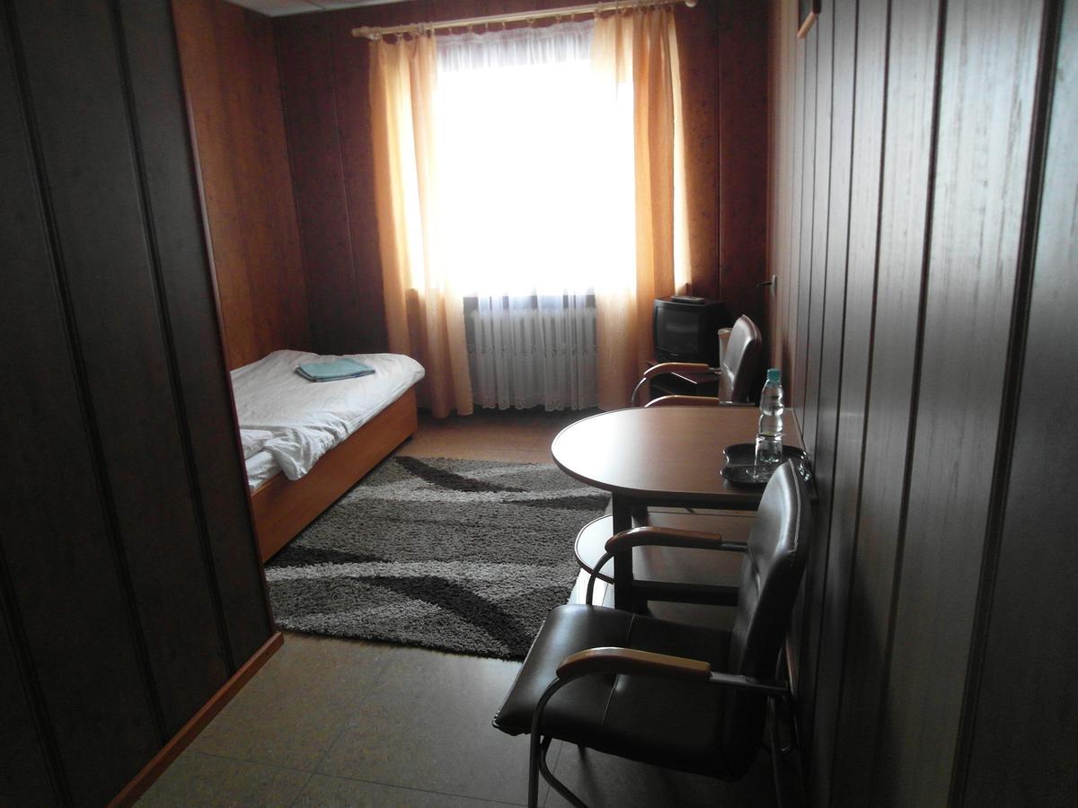 Pomorska Zajazd Restauracja Czaplinek Luaran gambar