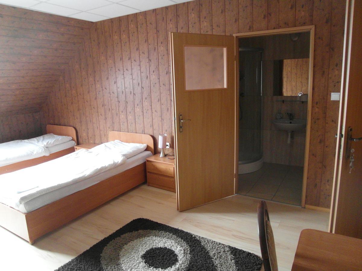 Pomorska Zajazd Restauracja Czaplinek Luaran gambar